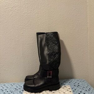 Karl Lagerfeld Paris MEARA 50/50 Women’s knee-high boots.